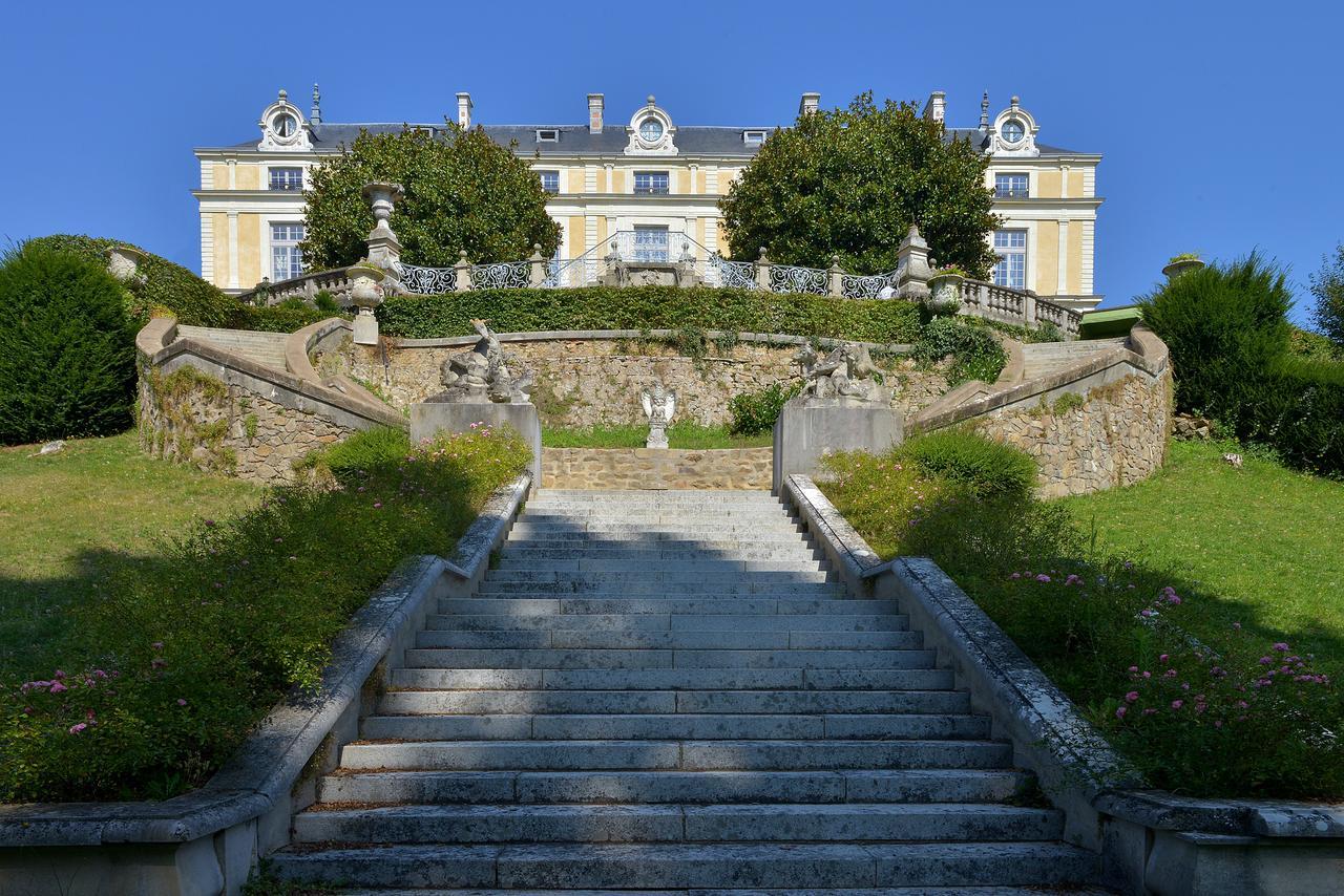Chateau Colbert Maulevrier Екстер'єр фото
